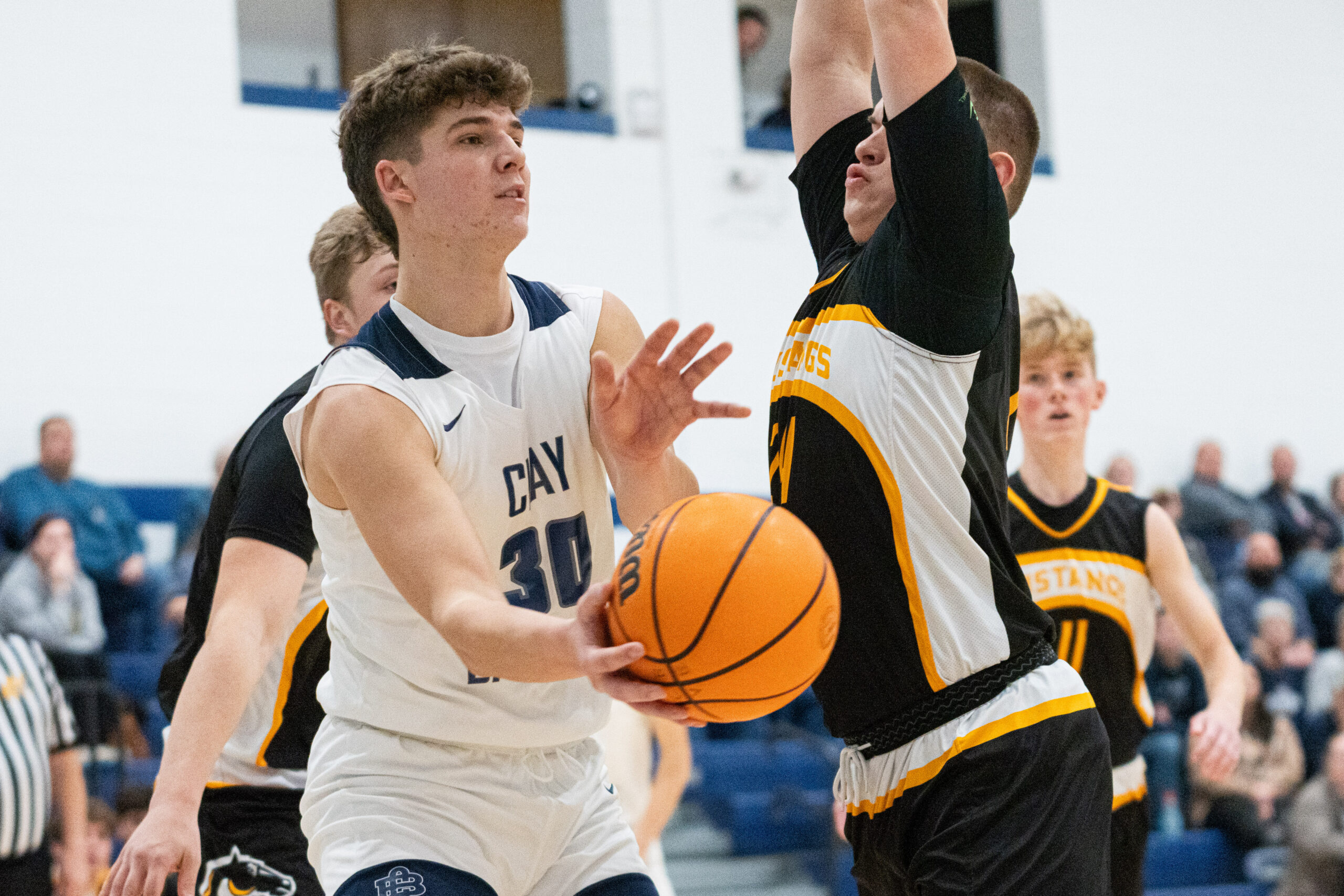 Colby Barr reaches 1,000 points as Cee-Bees overcome slow start to beat Morgantown Christian